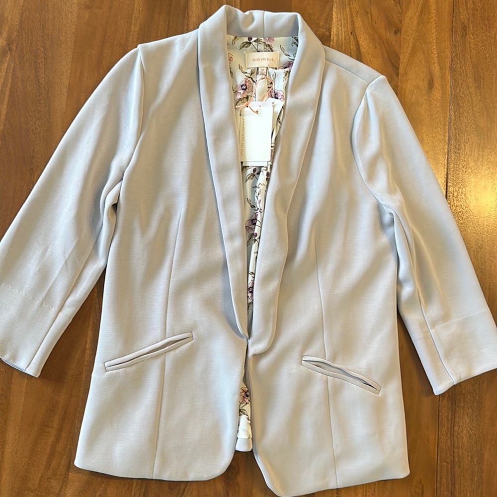 Skies Are Blue Gray Blazer